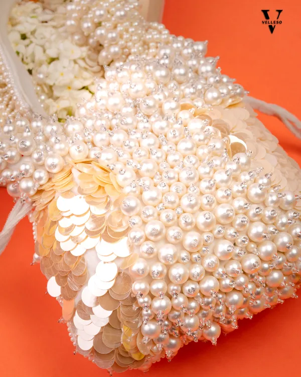 Elysia_Ivory_Pearl_Potli